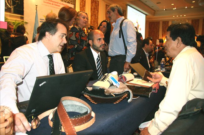 Celebran conferencia de promoción comercial e inversionista Vietnam-Argentina